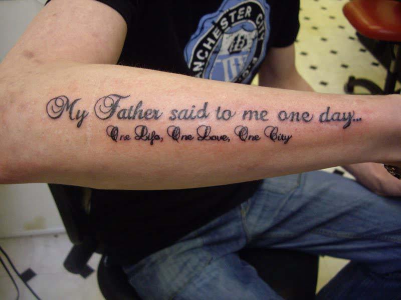 tatouage discret avant bras homme