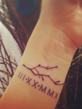 tatouage discret chiffre romain