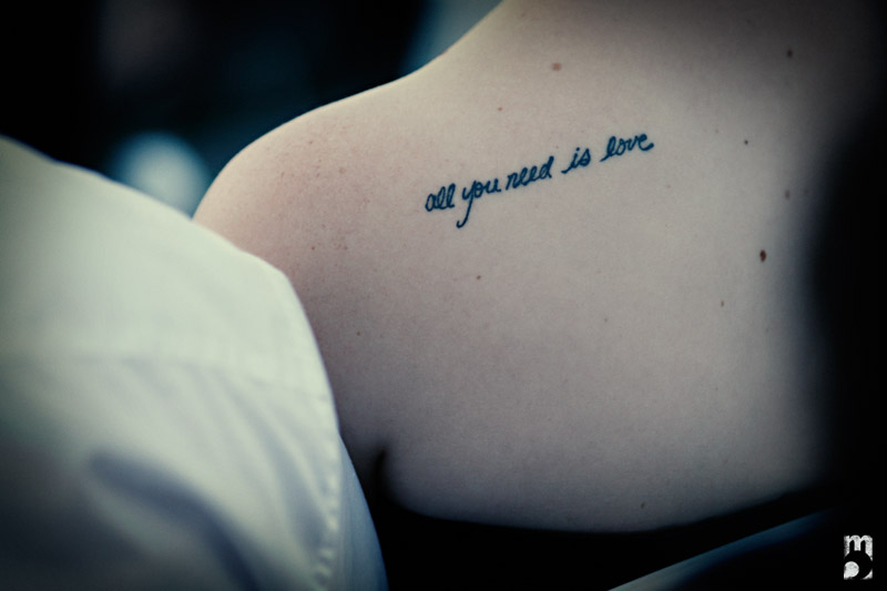 tatouage discret ecriture