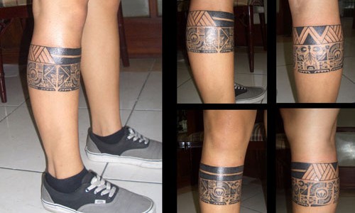 tatouage discret mollet