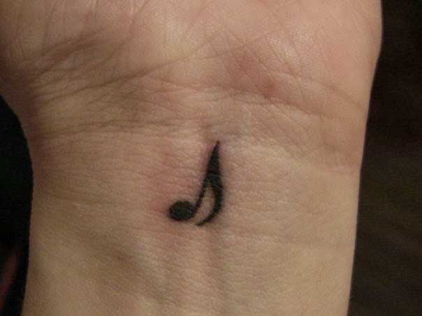 tatouage discret musique