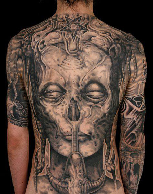 tatouage dos