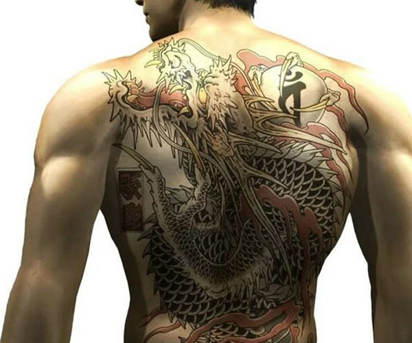 tatouage dragon dos complet