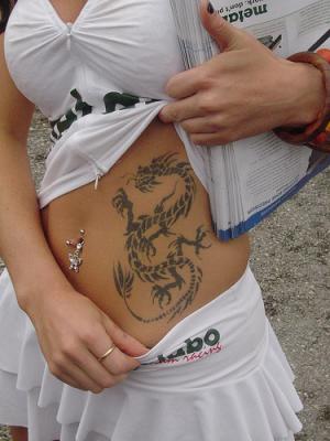 tatouage dragon ventre