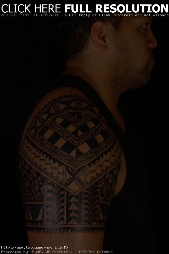 tatouage épaule
