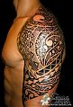 tatouage épaule homme maya