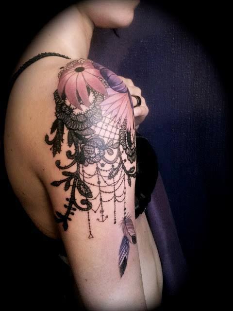 tatouage épaulette