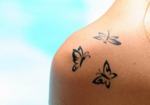 tatouage femme discret cheville