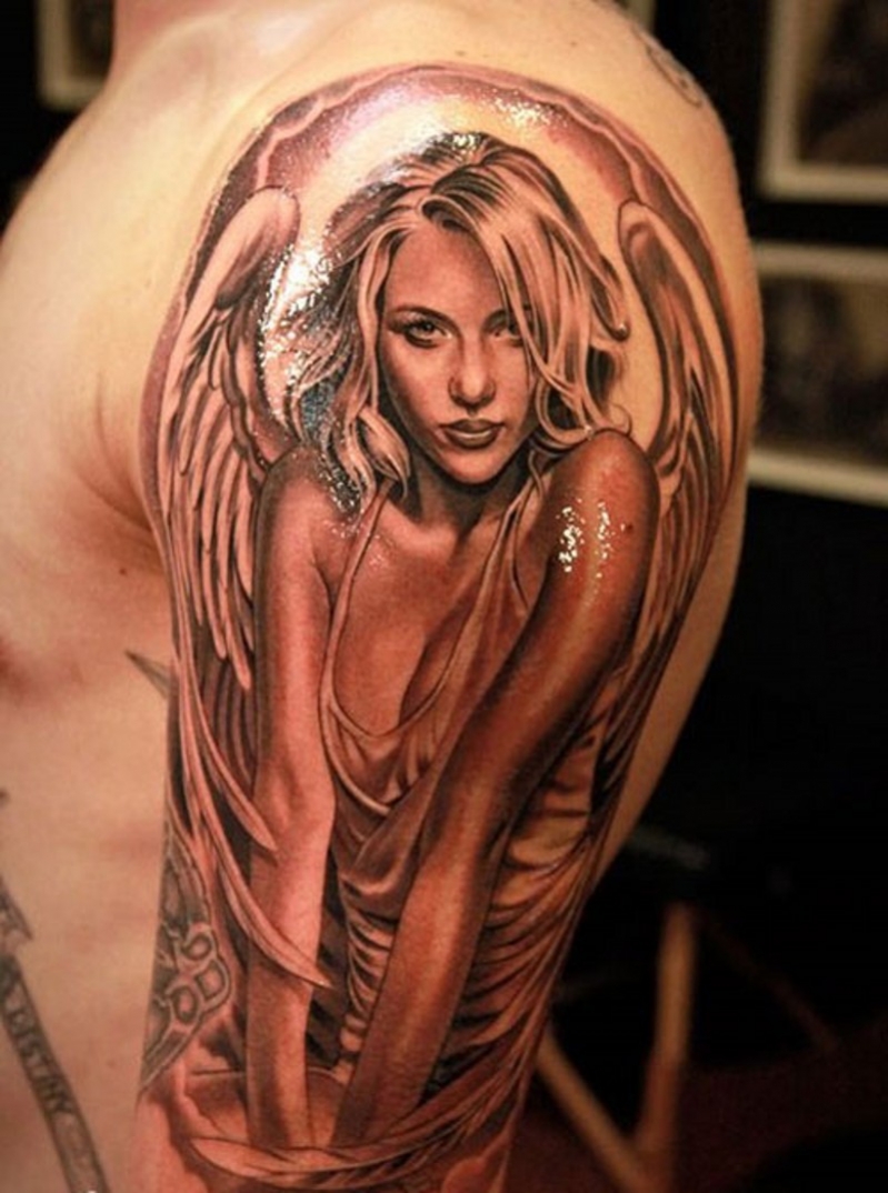 tatouage femme un ange