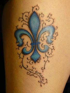 tatouage fleur de lys quebec