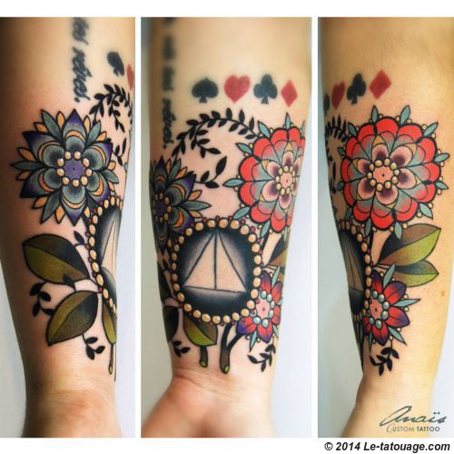 tatouage fleur et animaux