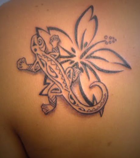 tatouage fleur et animaux