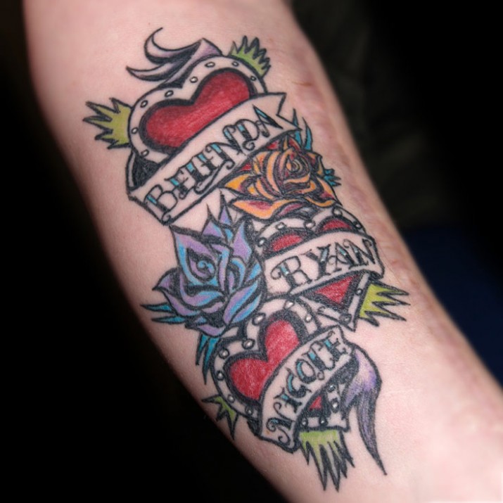tatouage fleur et coeur