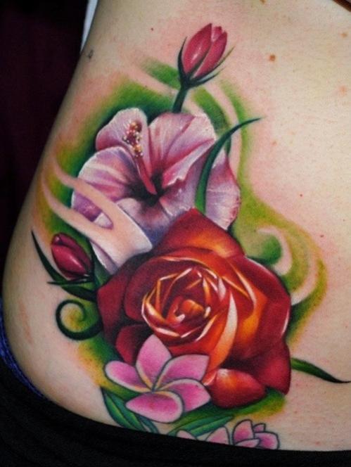 tatouage fleur exotique