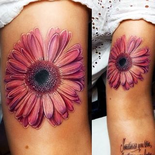 tatouage fleur gerbera