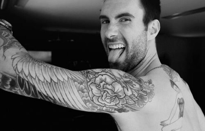tatouage fleur homme