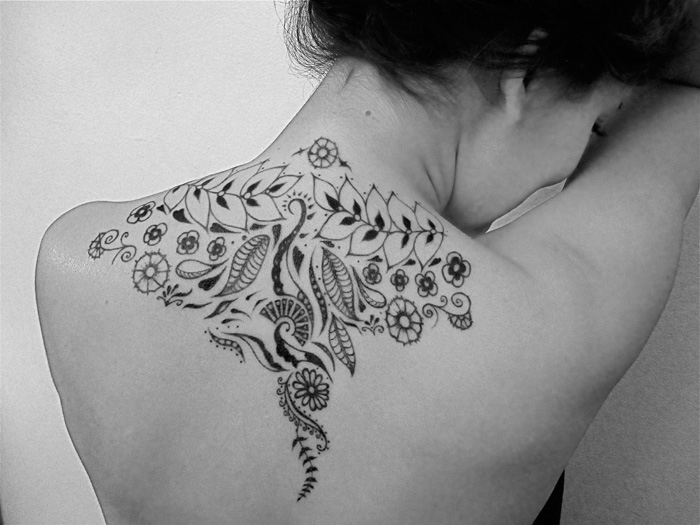 tatouage fleur indienne