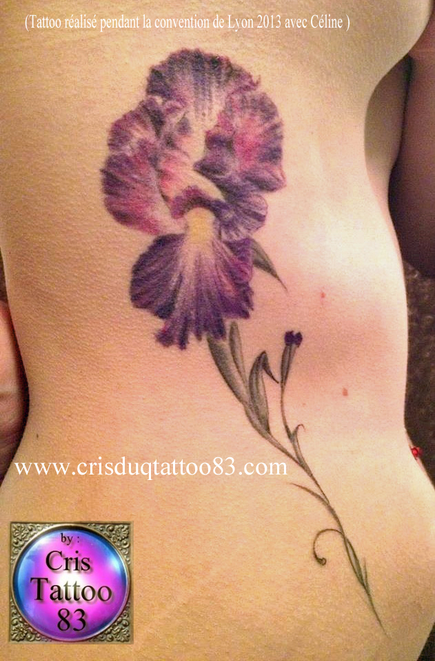 tatouage fleur iris