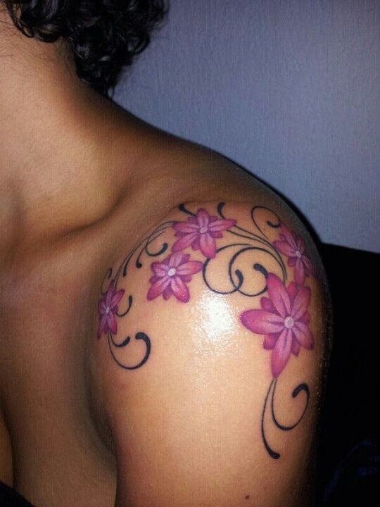 tatouage fleur lilas