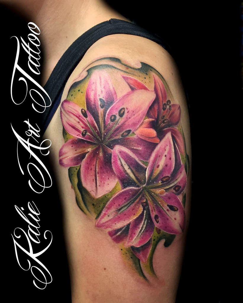 tatouage fleur lilas