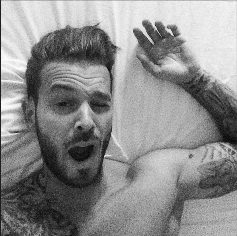 tatouage fleur m pokora
