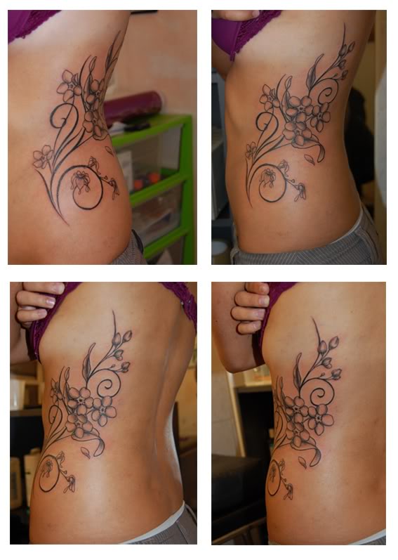 tatouage fleur myosotis