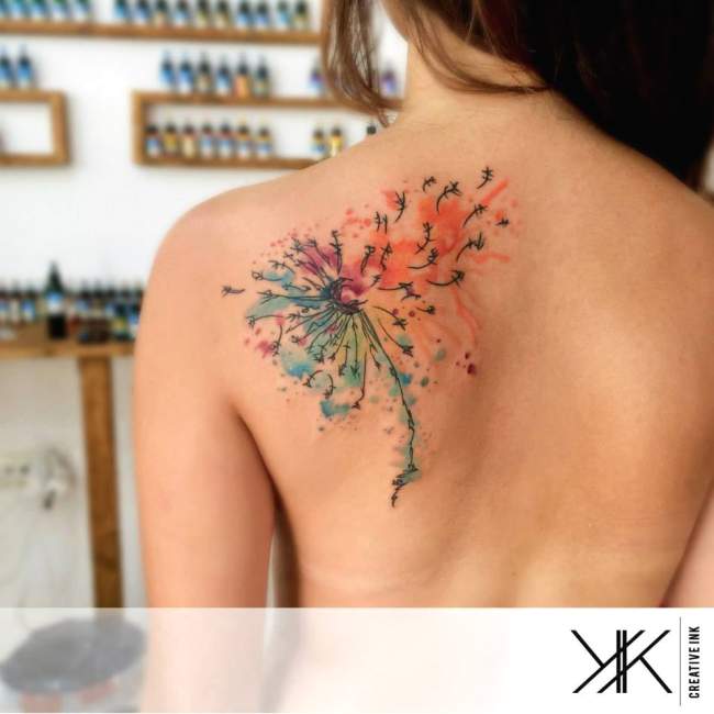 tatouage fleur original