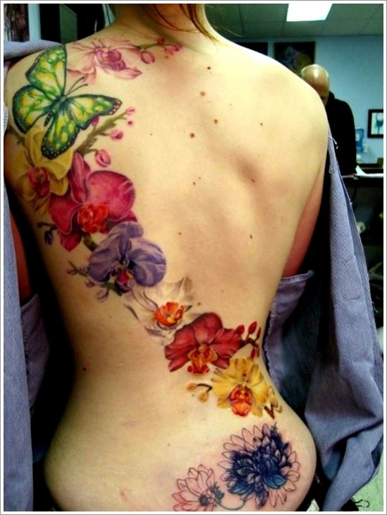 tatouage fleur relief