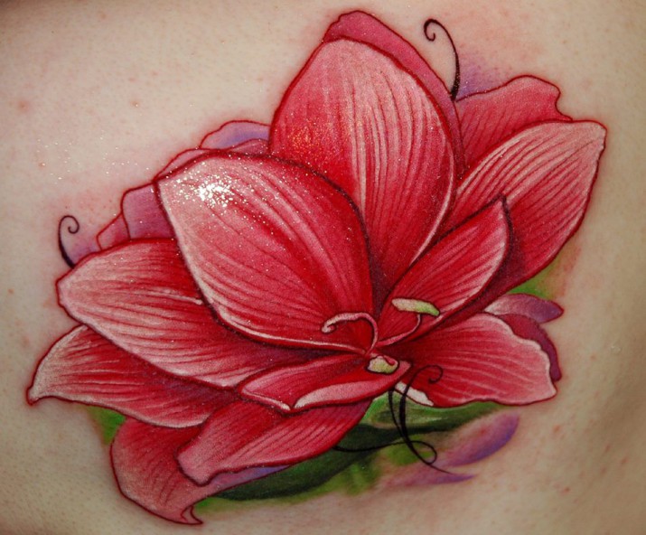 tatouage fleur rouge