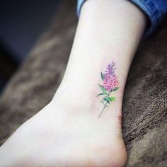tatouage fleur sauvage