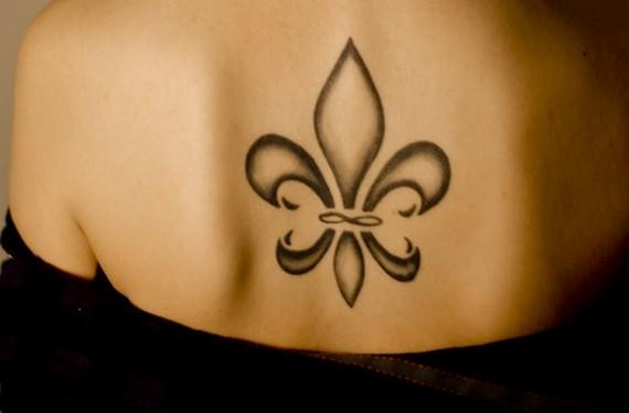 Tatouage fleur symbole