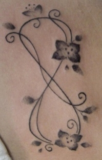 tatouage fleur symbole