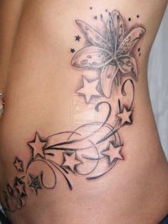 tatouage fleur ventre