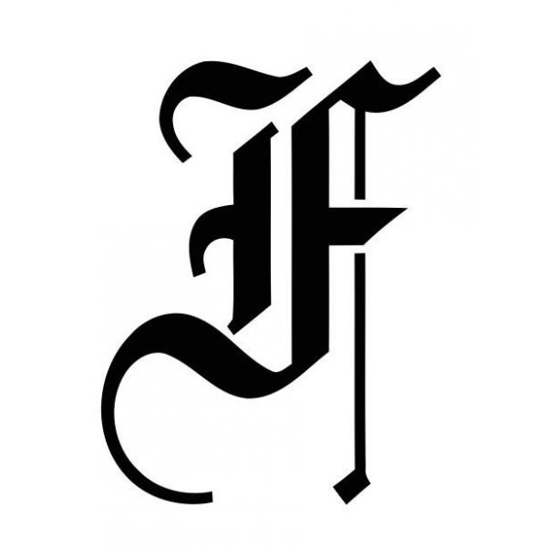 tatouage gothique lettre