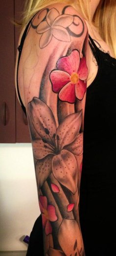 tatouage grosse fleur