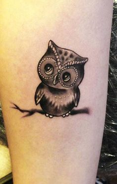 tatouage hibou femme