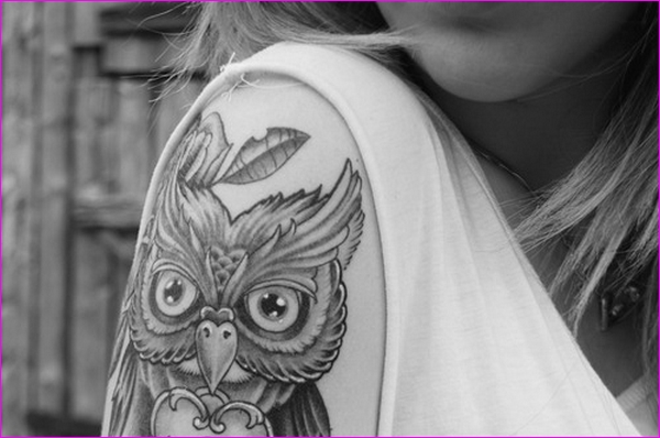 tatouage hibou femme