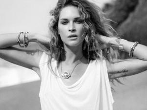 Tatouage hirondelle erin wasson