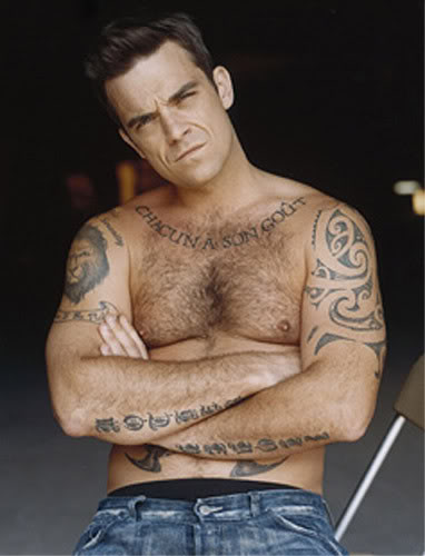 tatouage hirondelle robbie william
