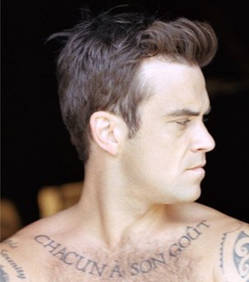 tatouage hirondelle robbie william