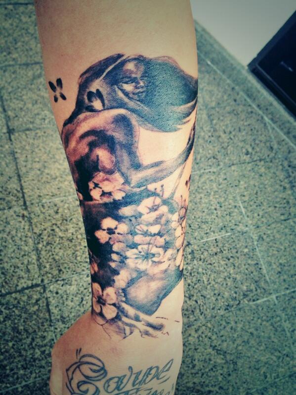 tatouage hommage ange