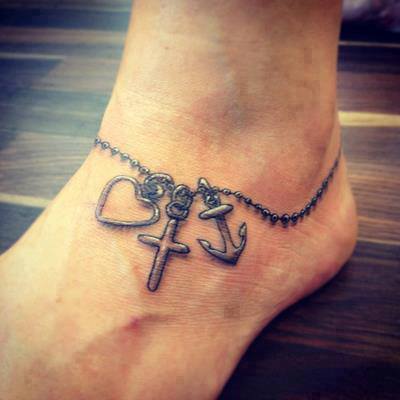 tatouage homme cheville bracelet