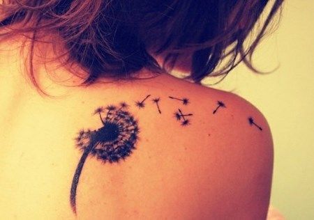 tatouage infini épaule