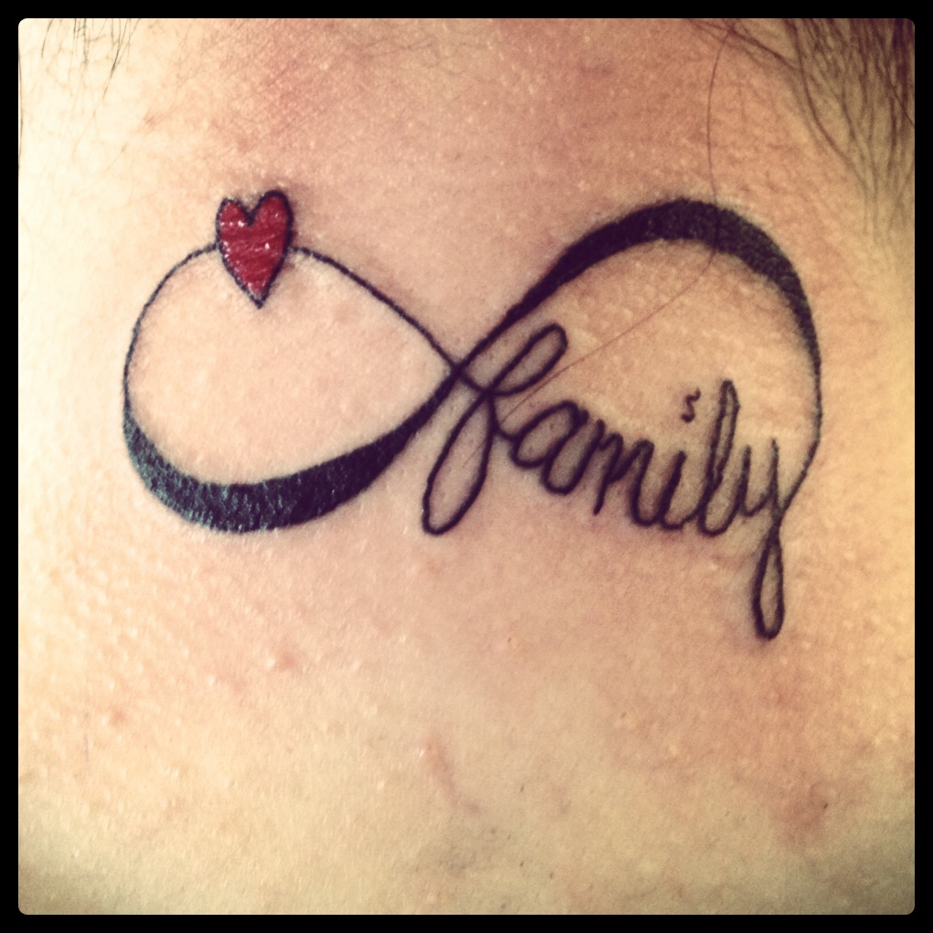 tatouage infini family