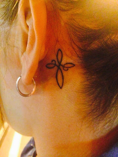 tatouage infini giulia