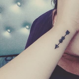 tatouage infini indien