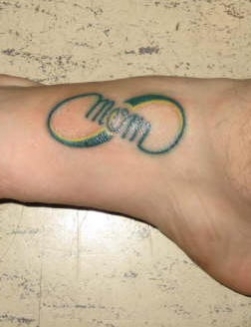 tatouage infini maman