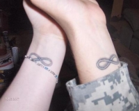 tatouage infini original