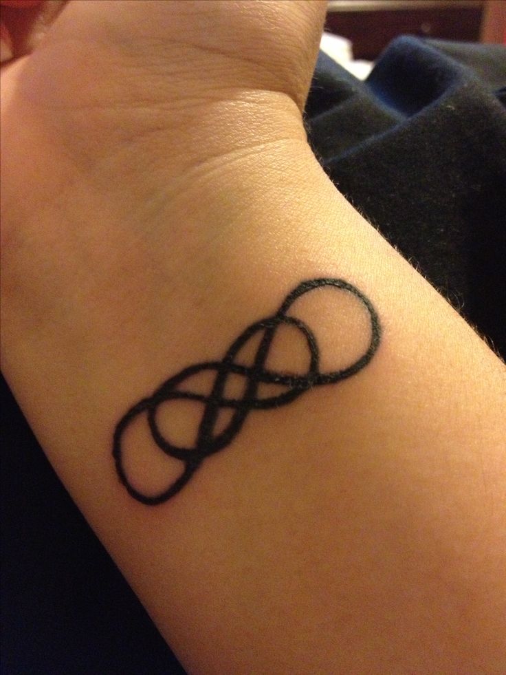 tatouage infini revenge