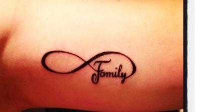 tatouage infinity family
